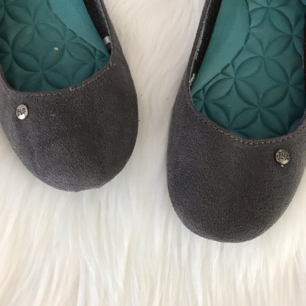 Mad Love Gray Ballet Flats w. Gel Insole - Sz 7